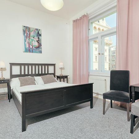 Hostel Mikolase Alse Praha Eksteriør bilde